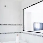 Duende 5 * Granada